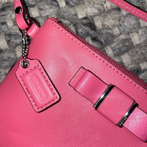 Pink Coach Wallet - Picture 2 of 5